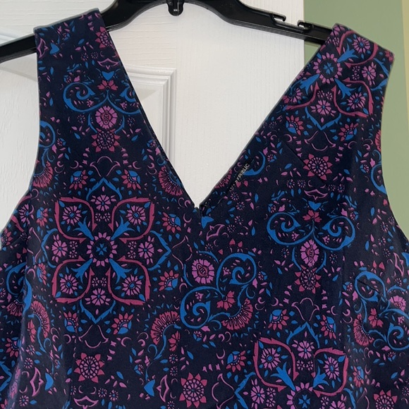 Beautiful Banana Republic Sheath style dress -  new with tags! - Picture 2 of 9